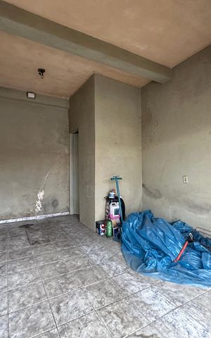 Casa à venda com 276m², 6 quartos e 2 vagas Casa à venda com 276m², 6 quartos e 2 vagasGaragem