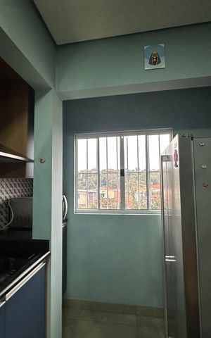 Casa à venda com 276m², 6 quartos e 2 vagas Casa à venda com 276m², 6 quartos e 2 vagasCozinha