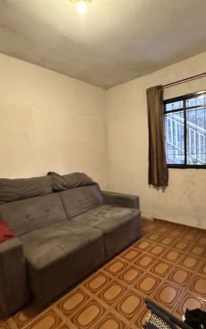 Casa à venda com 276m², 6 quartos e 2 vagas Casa à venda com 276m², 6 quartos e 2 vagasSala 2