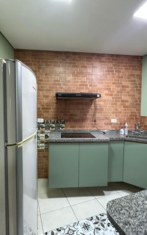 Casa à venda com 276m², 6 quartos e 2 vagas Casa à venda com 276m², 6 quartos e 2 vagasEdícula
