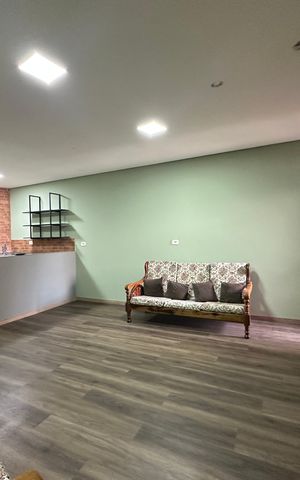 Casa à venda com 276m², 6 quartos e 2 vagas Casa à venda com 276m², 6 quartos e 2 vagasEdícula