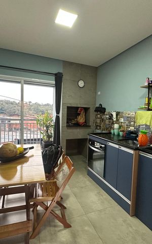 Casa à venda com 276m², 6 quartos e 2 vagas Casa à venda com 276m², 6 quartos e 2 vagasÁrea de Serviço