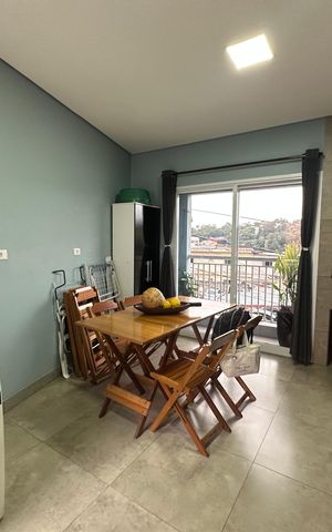Casa à venda com 276m², 6 quartos e 2 vagas Casa à venda com 276m², 6 quartos e 2 vagasÁrea de Serviço