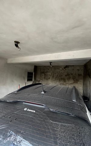 Casa à venda com 276m², 6 quartos e 2 vagas Casa à venda com 276m², 6 quartos e 2 vagasGaragem