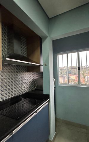 Casa à venda com 276m², 6 quartos e 2 vagas Casa à venda com 276m², 6 quartos e 2 vagasCozinha