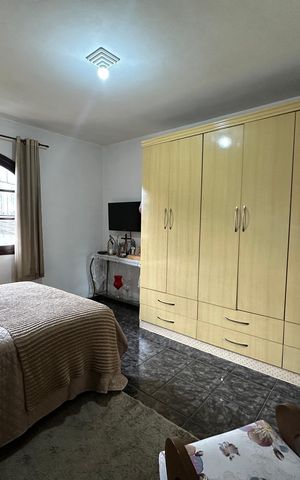 Casa à venda com 120m², 3 quartos e 2 vagas Casa à venda com 120m², 3 quartos e 2 vagasQuarto 1