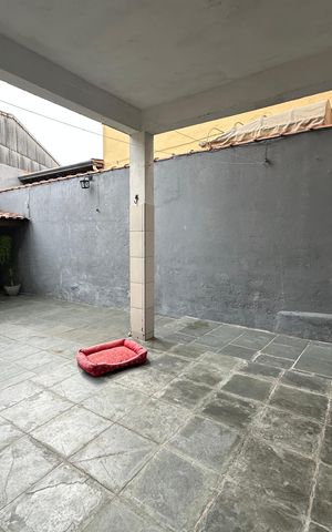 Casa à venda com 120m², 3 quartos e 2 vagas Casa à venda com 120m², 3 quartos e 2 vagasQuintal