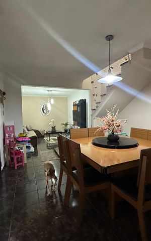 Casa à venda com 120m², 3 quartos e 2 vagas Casa à venda com 120m², 3 quartos e 2 vagasSala de Jantar