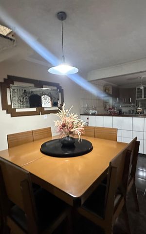 Casa à venda com 120m², 3 quartos e 2 vagas Casa à venda com 120m², 3 quartos e 2 vagasSala de Jantar