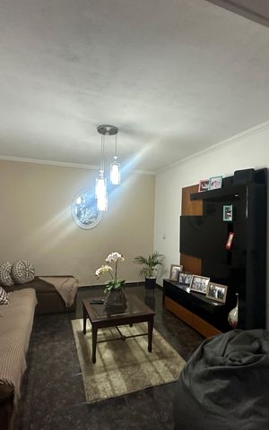 Casa à venda com 120m², 3 quartos e 2 vagas Casa à venda com 120m², 3 quartos e 2 vagasSala