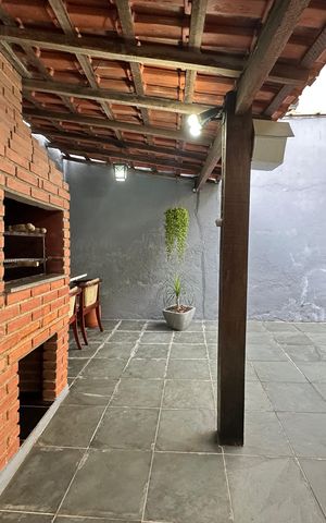 Casa à venda com 120m², 3 quartos e 2 vagas Casa à venda com 120m², 3 quartos e 2 vagasChurrasqueira