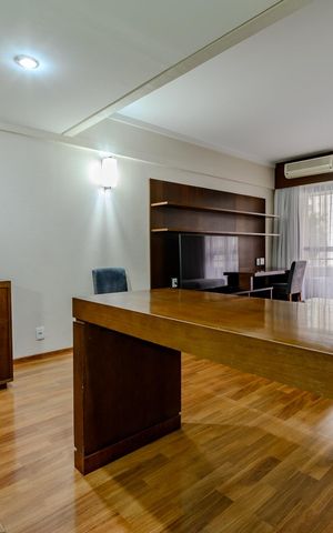 Apartamento à venda com 64m², 1 quarto e 2 vagasCozinha