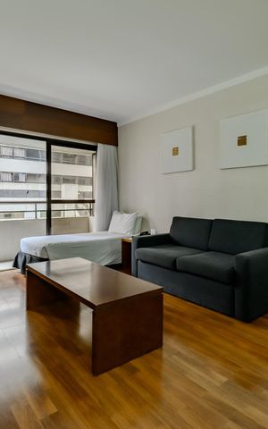 Apartamento à venda com 64m², 1 quarto e 2 vagasSala