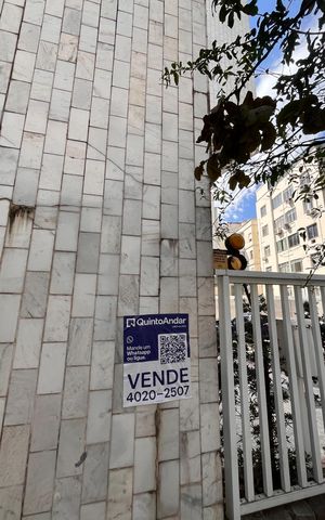 Apartamento à venda com 135m², 3 quartos e 2 vagas Apartamento à venda com 135m², 3 quartos e 2 vagasPlaca