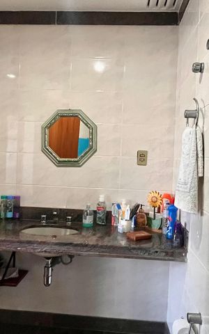 Apartamento à venda com 135m², 3 quartos e 2 vagas Apartamento à venda com 135m², 3 quartos e 2 vagasBanheiro social