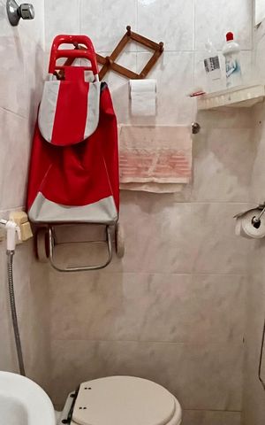 Apartamento à venda com 135m², 3 quartos e 2 vagas Apartamento à venda com 135m², 3 quartos e 2 vagasBanheiro de serviço