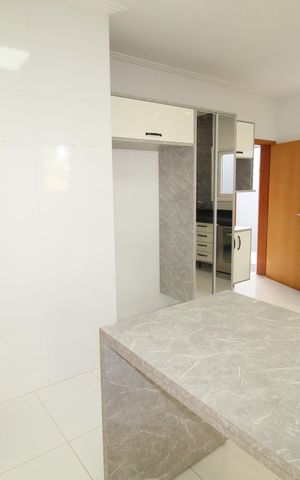 Casa de condomínio para alugar com 350m², 5 quartos e 4 vagasCozinha