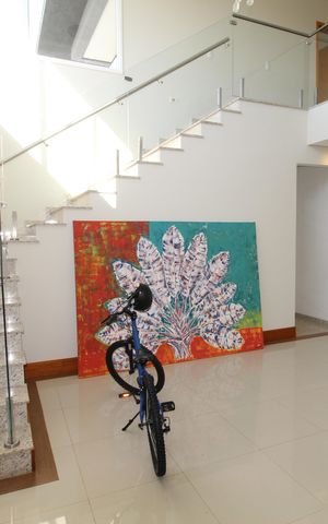 Casa de condomínio para alugar com 350m², 5 quartos e 4 vagasSala 1