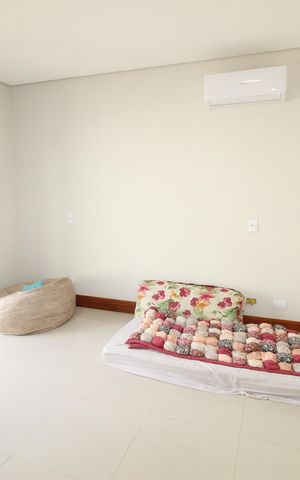 Casa de condomínio para alugar com 350m², 5 quartos e 4 vagasSala 2