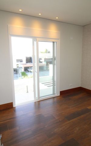 Casa de condomínio para alugar com 350m², 5 quartos e 4 vagasSuíte 4
