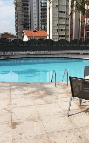Apartamento para alugar com 370m², 4 quartos e 4 vagasÁrea comum - Piscina