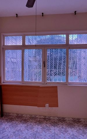 Apartamento para alugar com 85m², 2 quartos e sem vagaQuarto