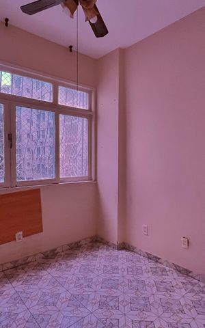 Apartamento para alugar com 85m², 2 quartos e sem vagaQuarto