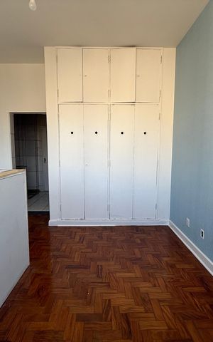 Studio à venda com 50m², 1 quarto e sem vaga Studio à venda com 50m², 1 quarto e sem vagaStudio