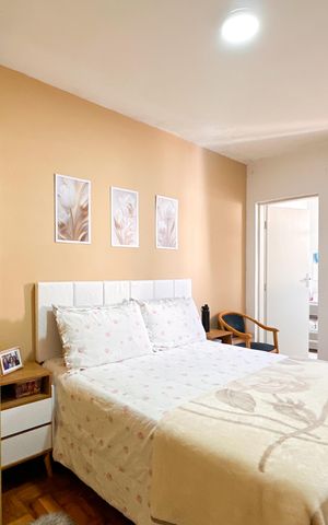 Casa à venda com 87m², 3 quartos e 2 vagas Casa à venda com 87m², 3 quartos e 2 vagasSuíte