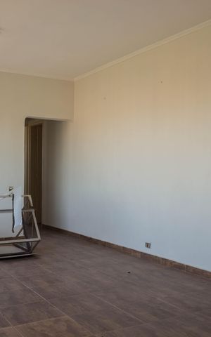 Apartamento à venda com 124m², 4 quartos e 1 vaga Apartamento à venda com 124m², 4 quartos e 1 vagaSala