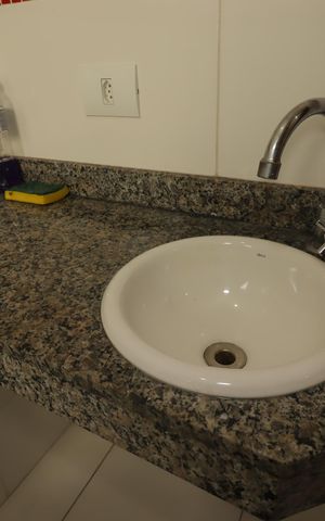 Apartamento para alugar com 55m², 2 quartos e 1 vagaBanheiro Social - Pia