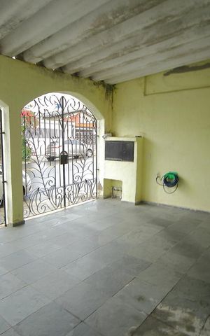 Casa à venda com 197m², 5 quartos e 2 vagasGaragem 