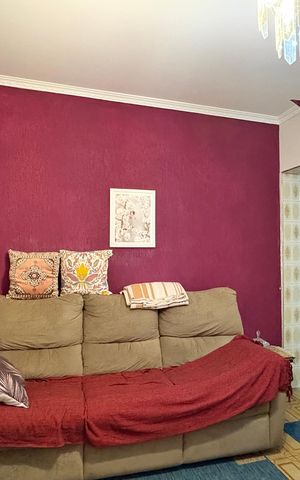 Casa à venda com 110m², 2 quartos e 2 vagas Casa à venda com 110m², 2 quartos e 2 vagasSala