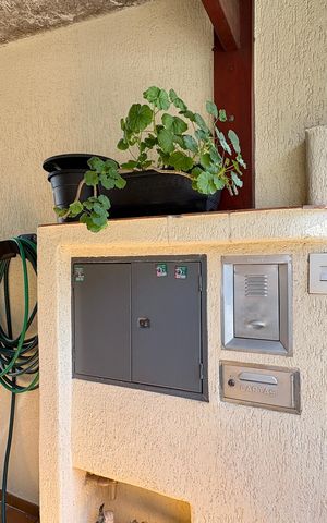 Casa à venda com 110m², 2 quartos e 2 vagas Casa à venda com 110m², 2 quartos e 2 vagasGaragem