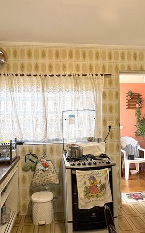Casa à venda com 110m², 2 quartos e 2 vagas Casa à venda com 110m², 2 quartos e 2 vagasCozinha