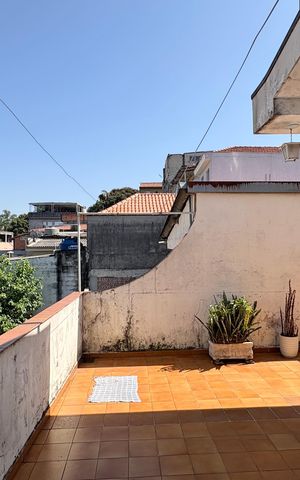 Casa à venda com 110m², 2 quartos e 2 vagas Casa à venda com 110m², 2 quartos e 2 vagasQuintal