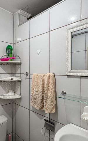 Casa à venda com 110m², 2 quartos e 2 vagas Casa à venda com 110m², 2 quartos e 2 vagasBanheiro de serviço