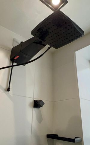Studio para alugar com 29m², 1 quarto e sem vaga Studio para alugar com 29m², 1 quarto e sem vagaBanheiro