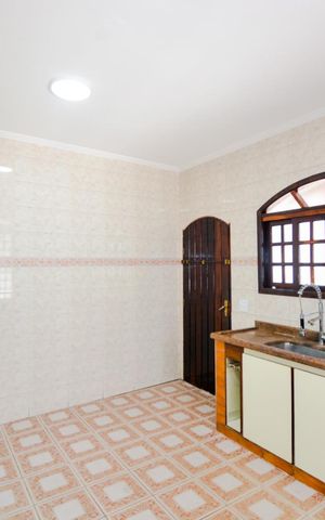 Casa para alugar com 200m², 3 quartos e 4 vagasCozinha
