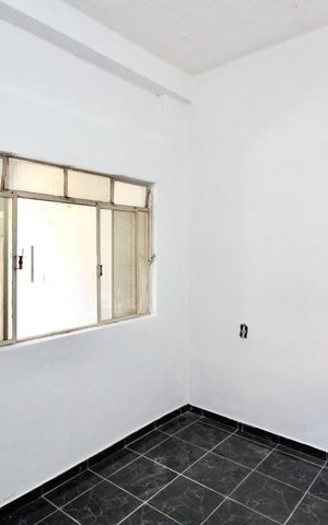 Casa para alugar com 55m², 1 quarto e 1 vagaSala