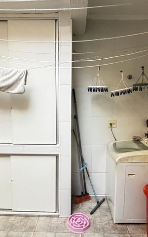Casa à venda com 110m², 3 quartos e 2 vagas Casa à venda com 110m², 3 quartos e 2 vagasÁrea de Serviço