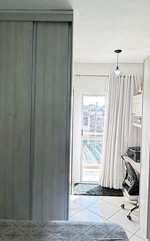 Casa à venda com 110m², 3 quartos e 2 vagas Casa à venda com 110m², 3 quartos e 2 vagasSuite
