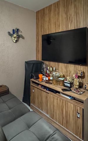 Casa à venda com 58m², 2 quartos e 1 vaga