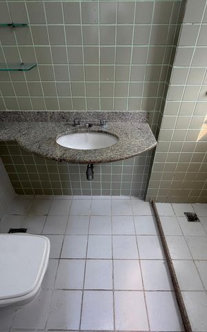 Apartamento para alugar com 88m², 3 quartos e 1 vaga Apartamento para alugar com 88m², 3 quartos e 1 vagaBanheiro da suíte