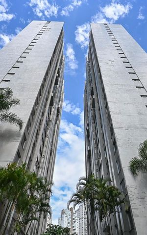 Apartamento para alugar com 202m², 4 quartos e 2 vagasFachada