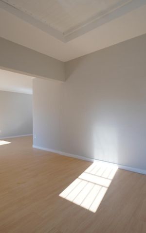 Casa para alugar com 126m², 4 quartos e 4 vagasSala