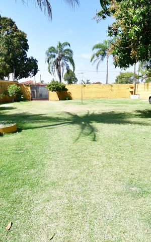 Casa à venda com 260m², 3 quartos e sem vagaJardim