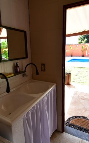 Casa à venda com 260m², 3 quartos e sem vagaÁrea de Serviço