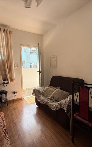 Apartamento à venda com 42m², 1 quarto e sem vagaSala