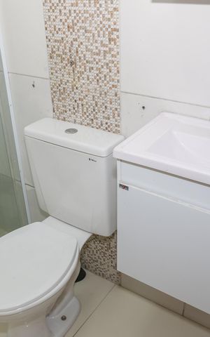 Casa para alugar com 300m², 4 quartos e 3 vagas Casa para alugar com 300m², 4 quartos e 3 vagasBanheiro de serviço